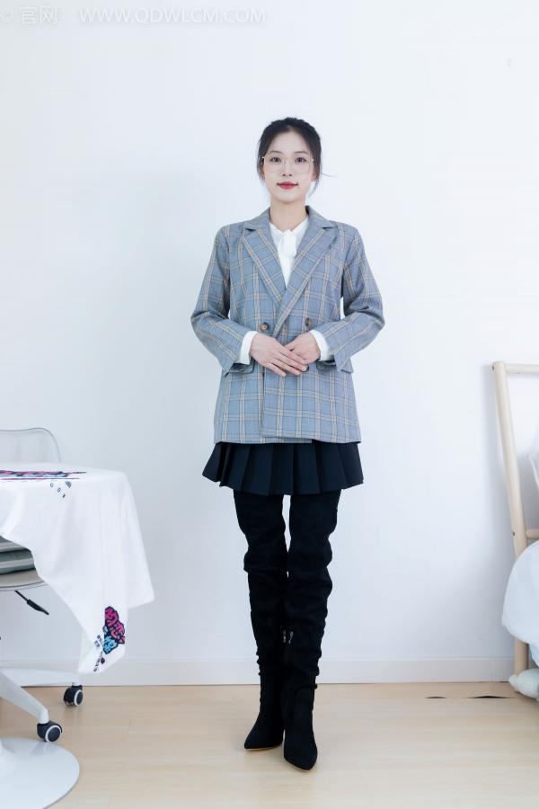 物恋传媒 No.2349 茯苓 - 高跟长靴、高跟凉鞋、厚肉丝、薄黑丝